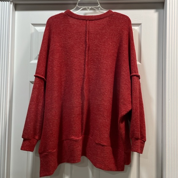 Super soft oversized lightweight sweater - Picture 2 of 4